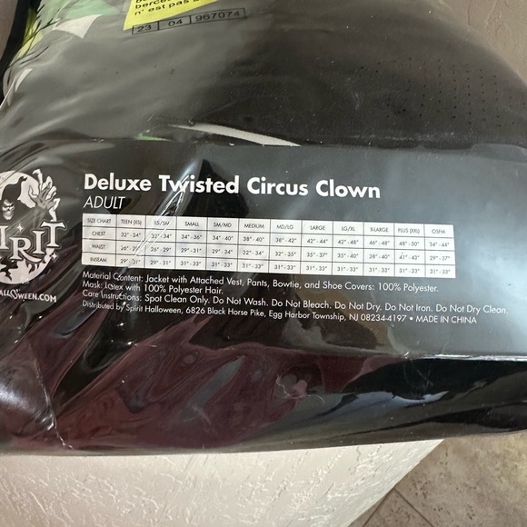 Spirit Halloween Twisted Circus Clown Costume Deluxe The Signature Collection - Picture 6 of 11